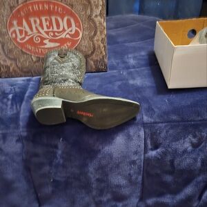 LAREDO WOMEN'S BOOTS SIZE 8M.